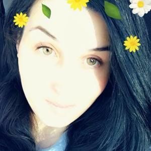 Meet your Posher, Alexis